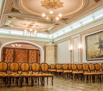 Kroonisaal - ruum suureks peoks, pidulikuks vastuvõtuks või konverentsiks