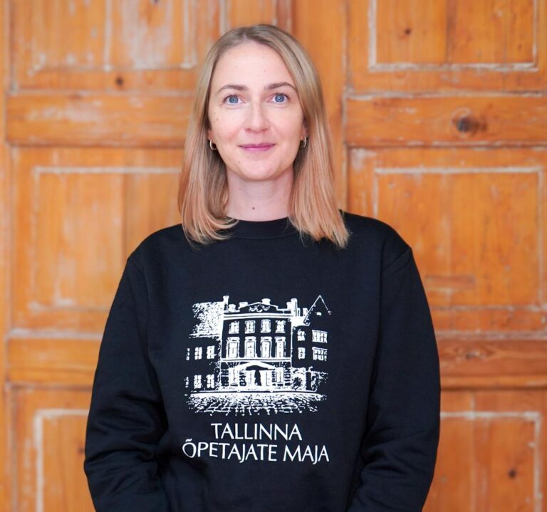 Керли Метсис